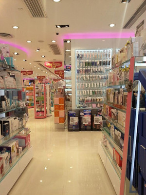 香港自由购物 探索化妆品零售的魅力与攻略